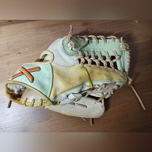 Absolutely Ridiculous Banana Collection By X Baseball Glove Great Condition 12.5